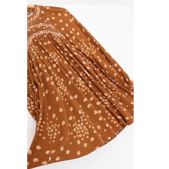 Free People Flowers In Her Hair Brown Boho Tunic Longline S Smocked Ditsy $118 - Picture 12 of 16